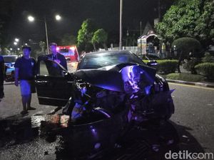 Keengganan Polisi Bahas Aktivitas Wanita Bugil-Pacar di Mobil DPRD Jambi Keengganan Polisi Bahas Aktivitas Wanita Bugil-Pacar di Mobil DPRD Jambi