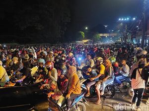 Warga Tumpah Ruah di Festival Cap Go Meh, Jalanan Kota Bogor Macet Warga Tumpah Ruah di Festival Cap Go Meh, Jalanan Kota Bogor Macet