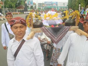 Kirab Punden dan Belik Tasis Menara Kudus, Airnya Konon Berkhasiat