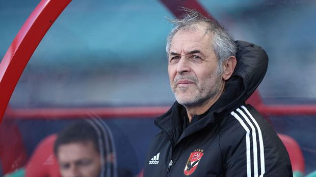TANGER MED, MOROCCO - FEBRUARY 04: Marcel Koller the manager / head coach of Al Ahly during the FIFA Club World Cup Morocco 2022 2nd Round match between Seattle Sounders FC and Al Ahly FC at Stade Ibn-Batouta on February 4, 2023 in Tanger Med, Morocco. (Photo by James Williamson - AMA/Getty Images)