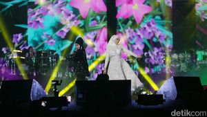 Terpukau Duet Maut Elvy Sukaesih dengan Mulan Jameela