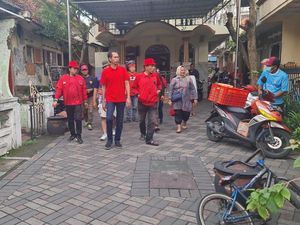 Blusukan di Kampung Peneleh, PDIP Surabaya Dicurhati Warga Blusukan di Kampung Peneleh, PDIP Surabaya Dicurhati Warga