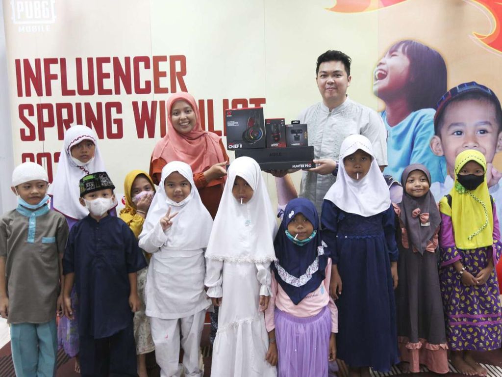 PUBG Mobile Salurkan Sumbangan ke Yayasan Sosial PUBG Mobile Salurkan Sumbangan ke Yayasan Sosial