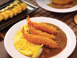 5 Tempat Makan Favorit di Food Market Sunter, Hidangan Jepang hingga Olahan Babi
