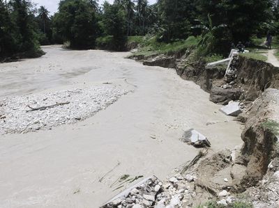 Waduh, Pintu Air Bendungan Oesao di Kupang Jebol