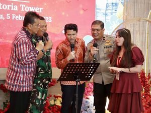 Forkopimda Jatim Kompak Nyanyi Mandarin di Perayaan Cap Go Meh