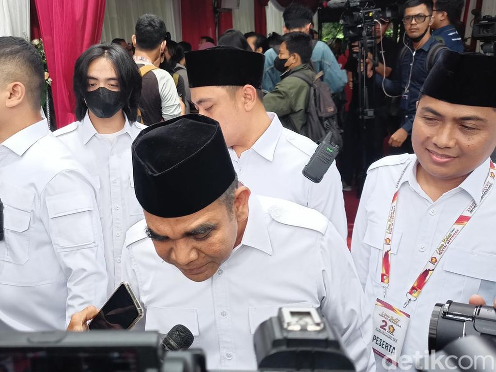 Prabowo Belum Tahu Siapa Cawapresnya, Sekjen Gerindra: Itu Jokes