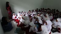 Akhirnya, Siswa SD/MI Cokroaminoto Kembali Belajar di Sekolah