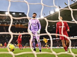 Alisson: Jangan Pikirkan Empat Besar Dulu, Liverpool