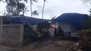 Tenda Pengungsi Gempa Cianjur Rusak Diterjang Puting Beliung Tenda Pengungsi Gempa Cianjur Rusak Diterjang Puting Beliung