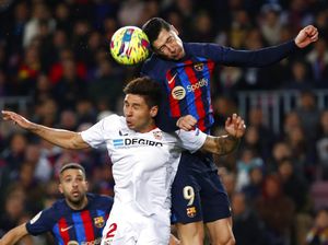 Barcelona Kian Jauhi Real Madrid di Klasemen La Liga