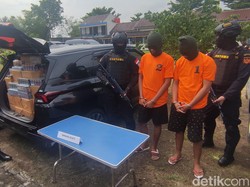 Mobil Modif Pengedar Rokok Ilegal Terungkap gegara Kecelakaan di Grobogan