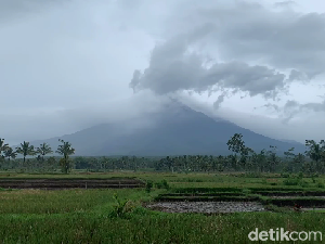 Gunung Semeru Masih Meletus 21 Kali Usai Muntahkan Awan Panas