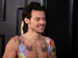 Video: Harry Styles Taklukkan Tokyo Marathon dengan Mengesankan