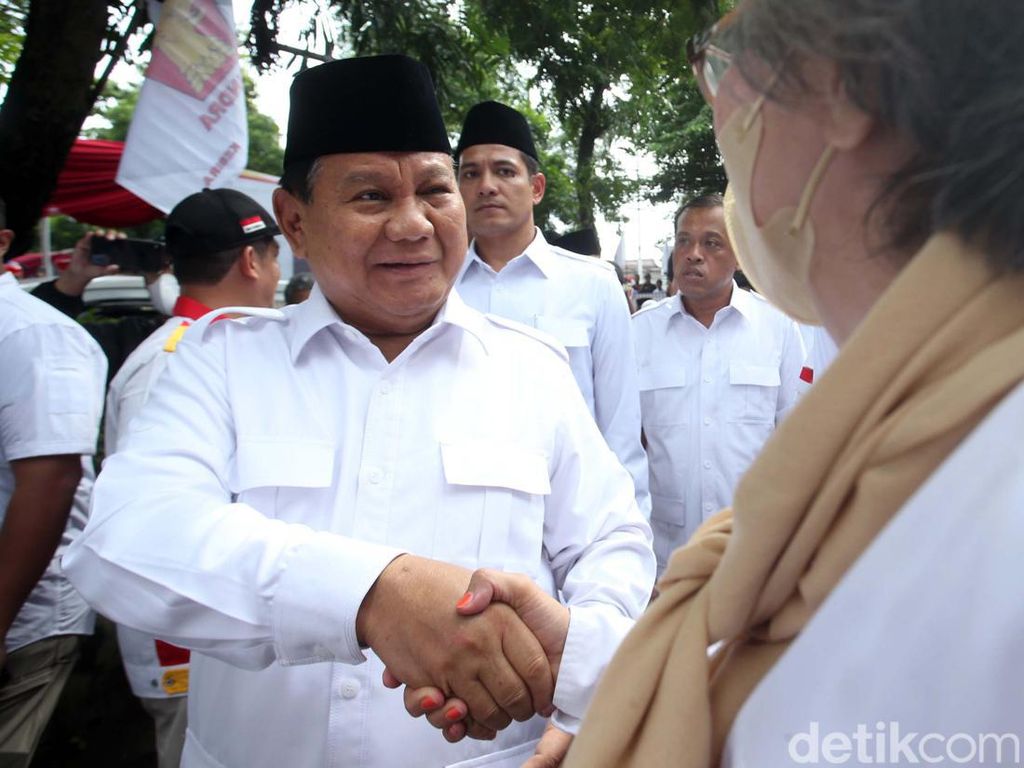 Meski Dukung Anies, Amien Rais Doakan Prabowo yang Ingin Jadi Presiden