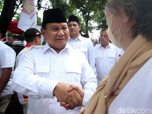 Meski Dukung Anies, Amien Rais Doakan Prabowo yang Ingin Jadi Presiden Meski Dukung Anies, Amien Rais Doakan Prabowo yang Ingin Jadi Presiden