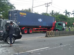 Kendaraan Laka Beruntun di Bergas Semarang Dievakuasi, Lalin Mulai Lancar