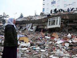 Gempa Turki Diperparah Suhu Dingin Ekstrem yang Menggigit