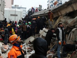 Korban Gempa Dahsyat Turki-Suriah: 2.308 Tewas, 8.880 Orang Terluka