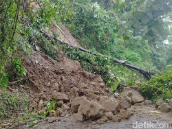 Longsor di Wana Wisata Penggaron, Pembersihan Material Dilakukan Besok
