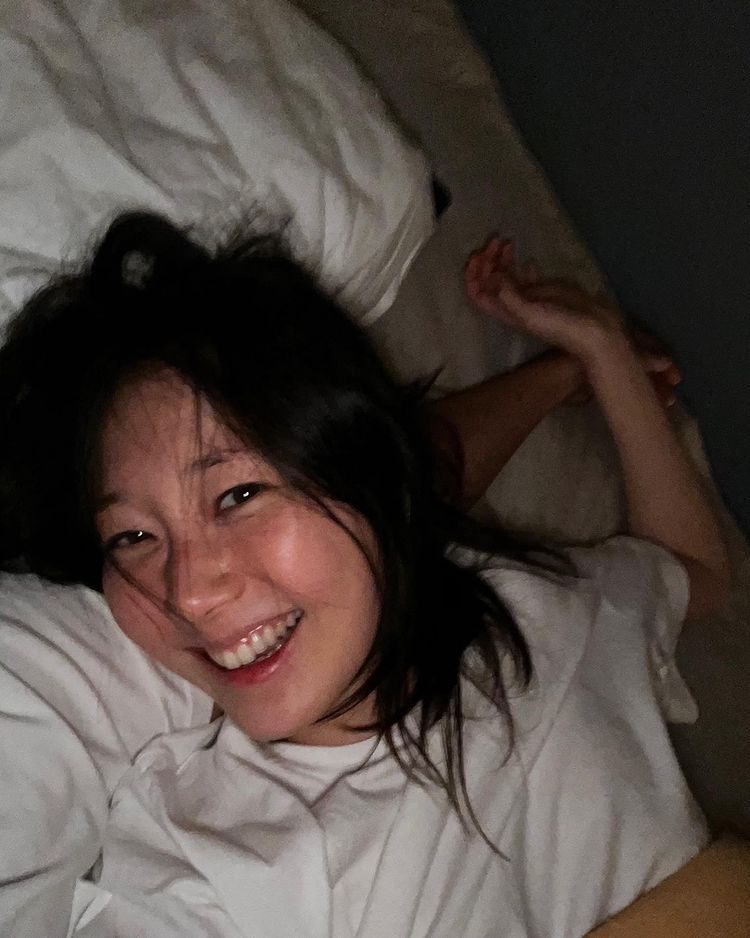 Unggahan Lee Yoo Young.