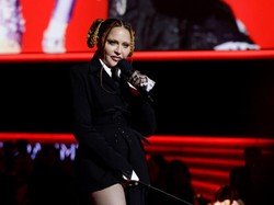 Madonna Ngaku Koma 2 Hari Gegara Penyakit Misterius