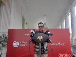 Mahfud Cerita Alasan Penyelesaian Kasus HAM Berat Secara Nonyudisial