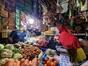 Minyakita Langka di Pasar Surabaya, Mendag Janji Pekan Depan Sudah Ada Lagi