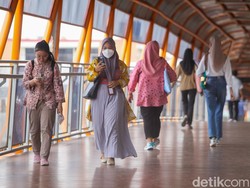 Respons TransJakarta soal Lewat Skywalk Kebayoran Lama Bayar Rp 3.500