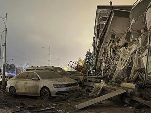 Update: Korban Tewas Gempa Dahsyat Turki-Suriah 3.800 Orang