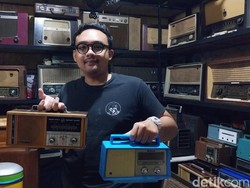 Ngalam Mbois: Arek Malang Koleksi Ratusan Radio Kuno dari Berbagai Negara