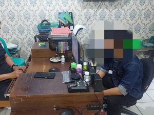 Sopir Mobil Dinas DPRD Jambi yang Bawa Wanita Bugil Lolos dari Hukum Sopir Mobil Dinas DPRD Jambi yang Bawa Wanita Bugil Lolos dari Hukum
