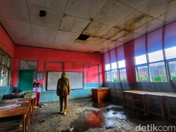 Ruang Belajar SDN 1 Tipar Sukabumi Rusak Parah Butuh Perbaikan