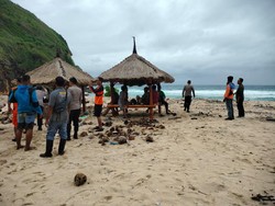 Mancing, Seorang Pria Malah Terseret Ombak dan Hilang