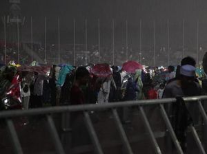 Hujan Deras, Puncak Resepsi 1 Abad NU Buyar Lebih Cepat