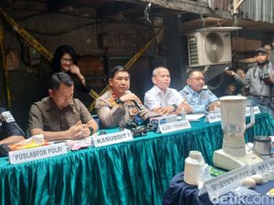 Dapur Ekstasi Berkamuflase di Slum Area Jakpus Dibongkar Polisi! Dapur Ekstasi Berkamuflase di Slum Area Jakpus Dibongkar Polisi!