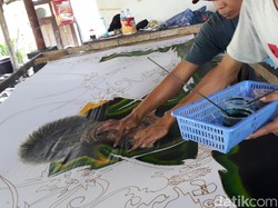 Kreasi Batik Lukis Wajah dari Giriloyo Bantul
