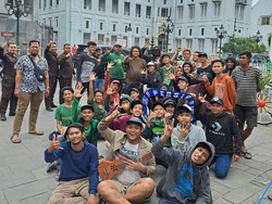 Laga Persebaya Vs PSIS Ditunda, Puluhan Bonek Terlanjur Tiba di Semarang