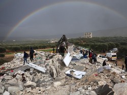 Gempa Turki 2.300 Nyawa Melayang, di Suriah 1.400 Orang Meninggal