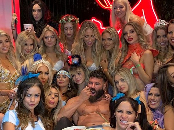 8 Foto Kehidupan Playboy Raja Instagram yang Dikelilingi Model Berbikini