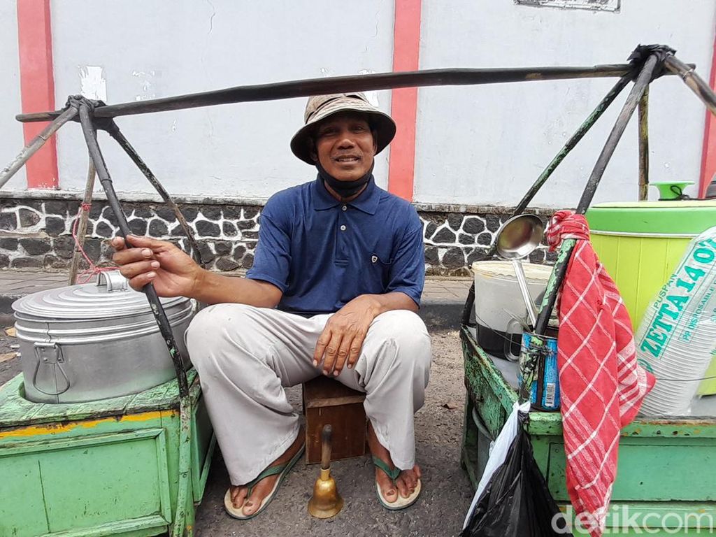 Rahasia Sang Penjual Es Cincau Bawa 2 Anak Jadi Anggota TNI