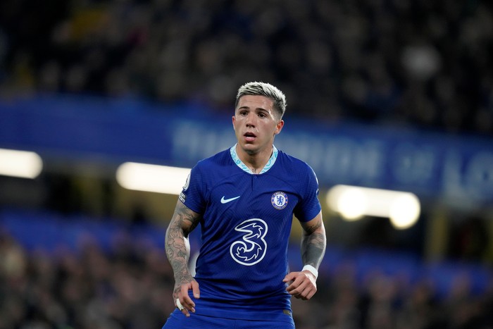 Chelseas Enzo Fernandez during the English Premier League soccer match between Chelsea and Fulham at Stamford Bridge stadium in London, Friday, Feb. 3, 2023. (AP Photo/Kirsty Wigglesworth)
