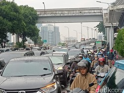 Populasi Penduduk Indonesia Bakal Menurun di 2045