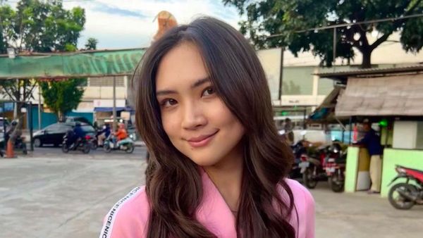 Kathleen Carolyne Terjun Berakting Berkat Kakaknya
