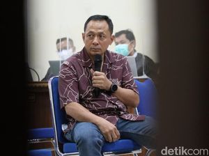 Berbelit, Kombes Joko Sumarno Disemprot Hakim Sidang Suap Karomani Berbelit, Kombes Joko Sumarno Disemprot Hakim Sidang Suap Karomani
