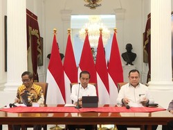 Di Samping Jokowi, Firli Ditanya soal Harun Masiku tapi Bicara Buron Lain