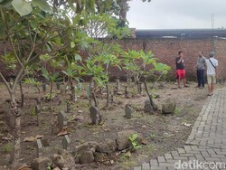 Geger Penemuan Mayat Bayi Terbungkus Plastik di Semarang