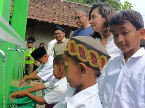 Pembangunan Sarana Air Bersih di Pandeglang