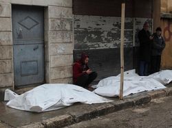 Mayat-mayat Korban Gempa Tergeletak di Jalan Aleppo Suriah