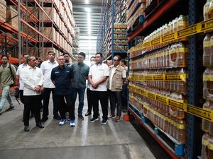 Zulhas Sidak di Marunda, Temukan 500 Ton Minyakita Ditimbun Produsen